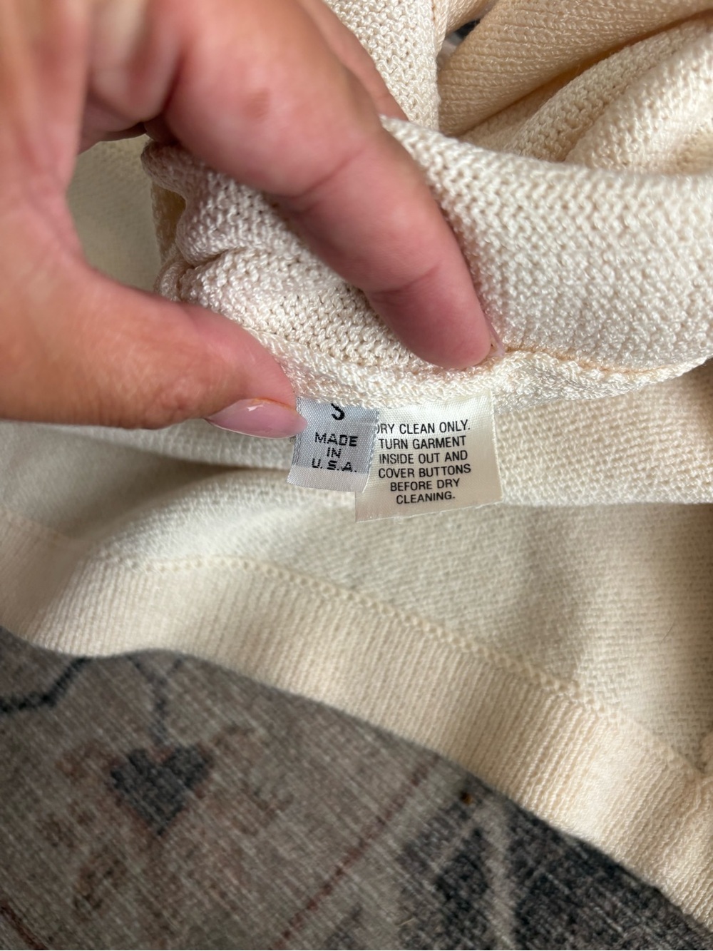 St. John Cream Open-Front Knit Cardigan with Button Cuffs size small - Picture 5 of 5